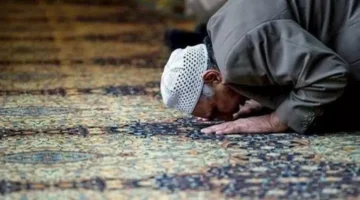 موعد أذان الفجر الجمعة 9 رمضان والإمساكية الرسمية